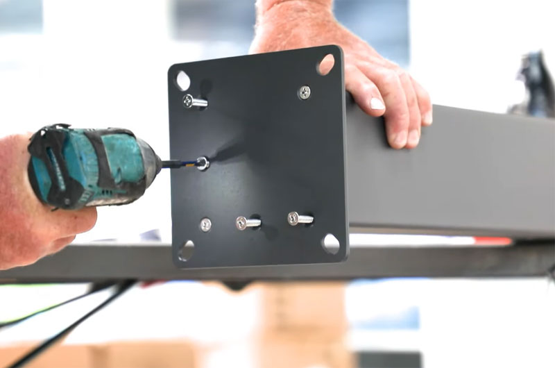 Install Pergola Vertical Posts