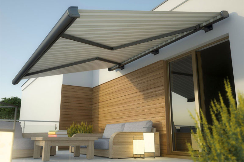 Retractable Awning