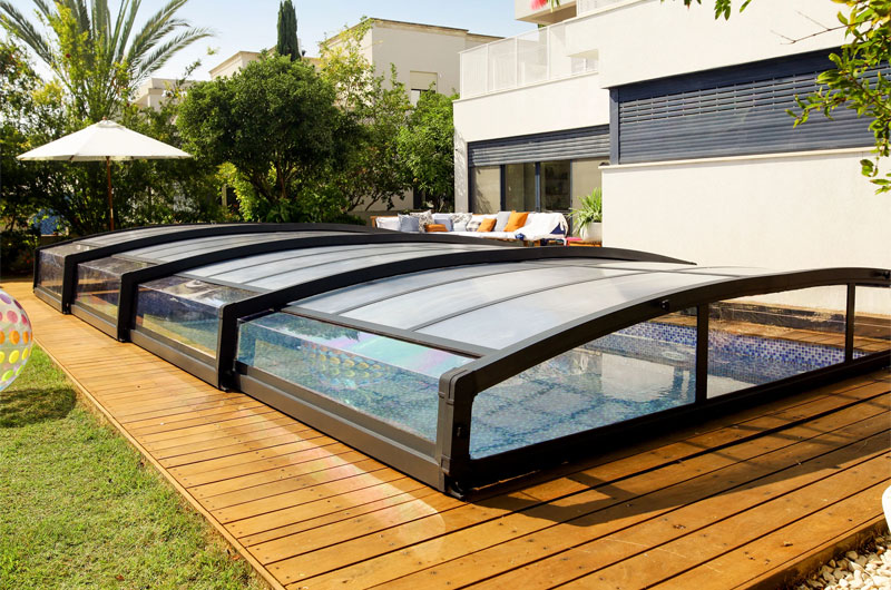 Retractable Pool Enclosures